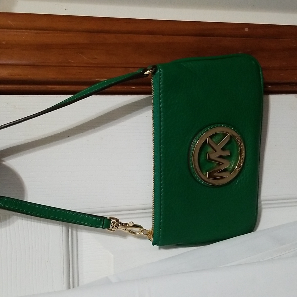 Genuine leather wristlet